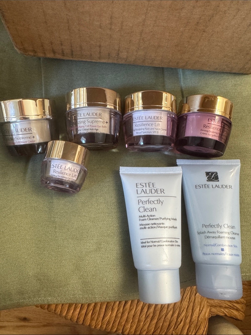 ESTĒE LAUDER BUNDLE